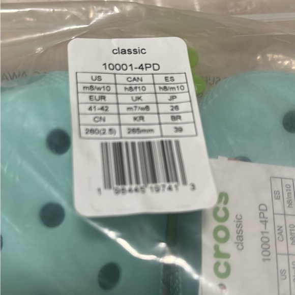 CROCS Classic Light Blue Clogs - Picture 2 of 4